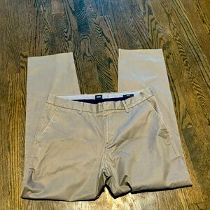 Men’s Gap Tailored Khakis 36/32